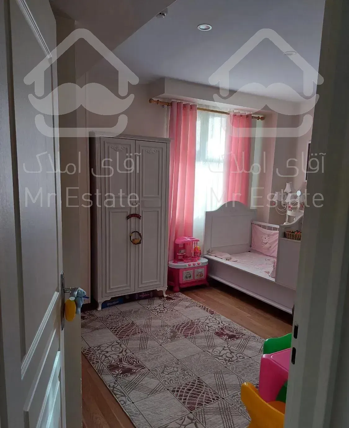 آپارتمان ۱۰۰ متری در لوکیشن کوی زنبق