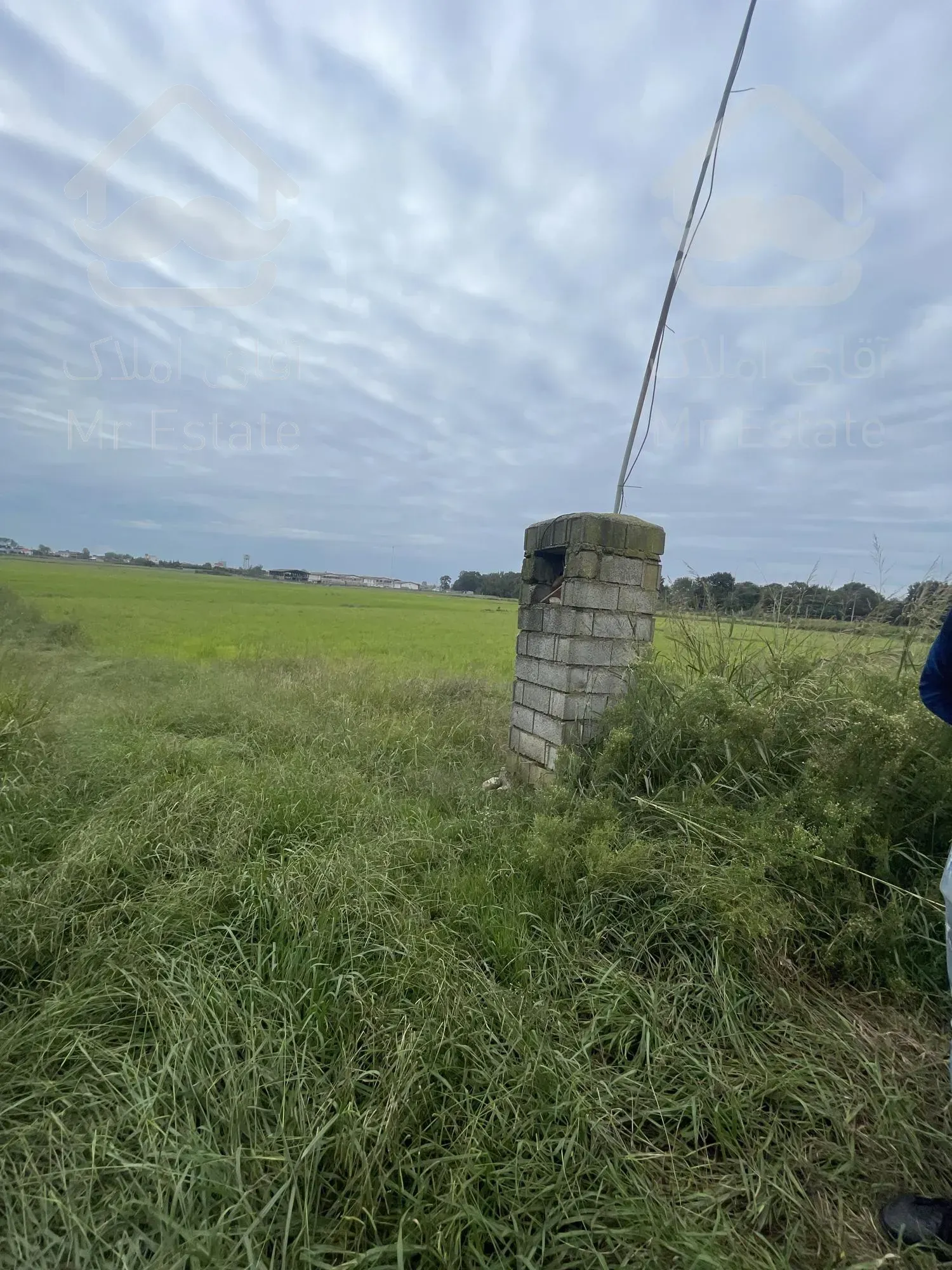 فروش زمین ۲۰۰۰۰ متری در تشبندان با سند