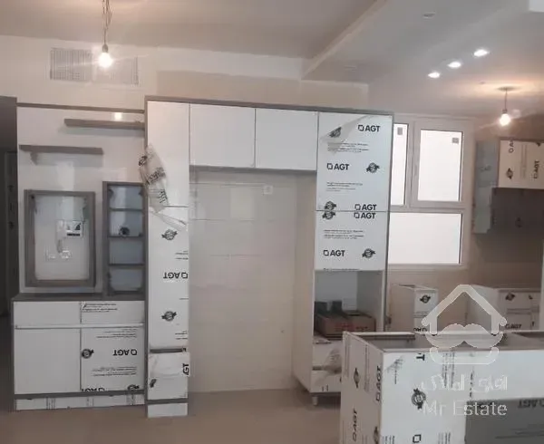 ۱۱۱ متر/ شهران/ فول امکانات/۲ ساله