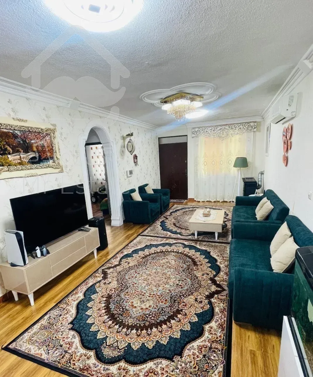 واحد 75 متر پرنور و دنج در لاهیجان