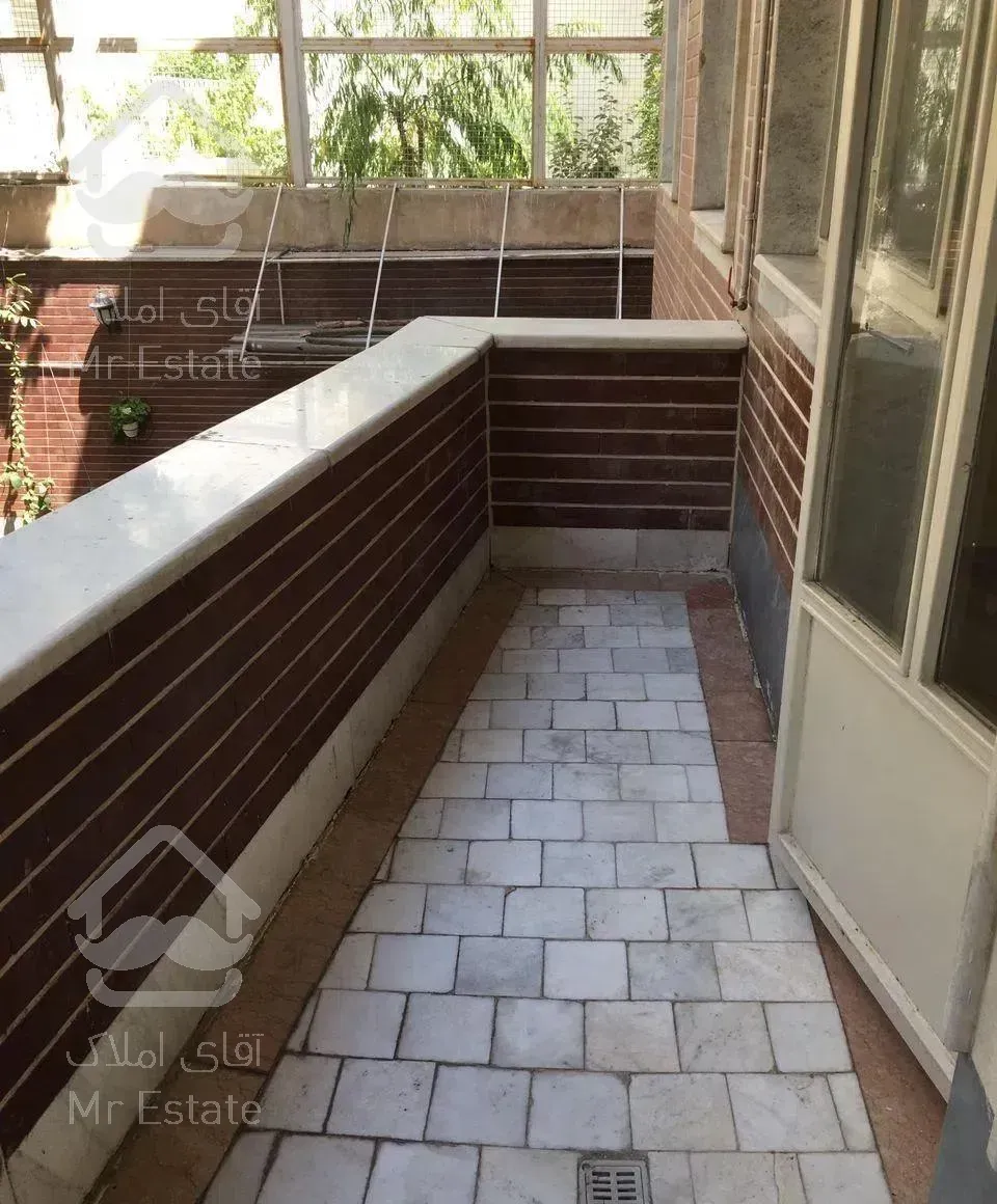 آپارتمان ۱۳۰متری در دربند