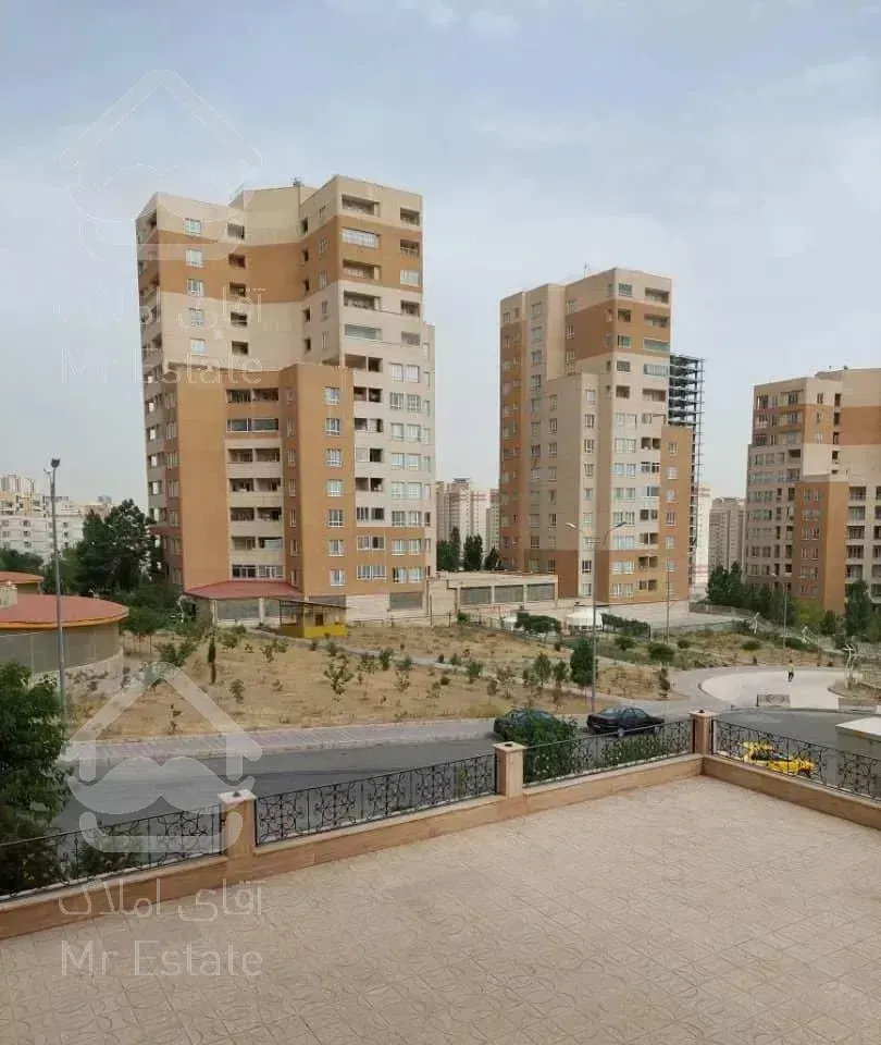 برج سما105متر شمال دریاچه شهرک شهیدباقری