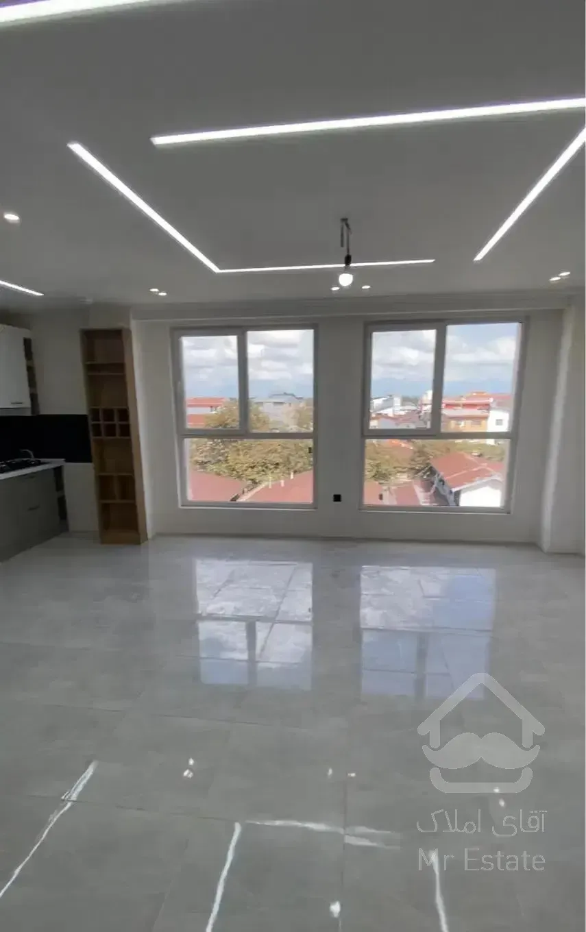 واحد ۱۰۰ متری نوساز کلید نخورده در طالقانی