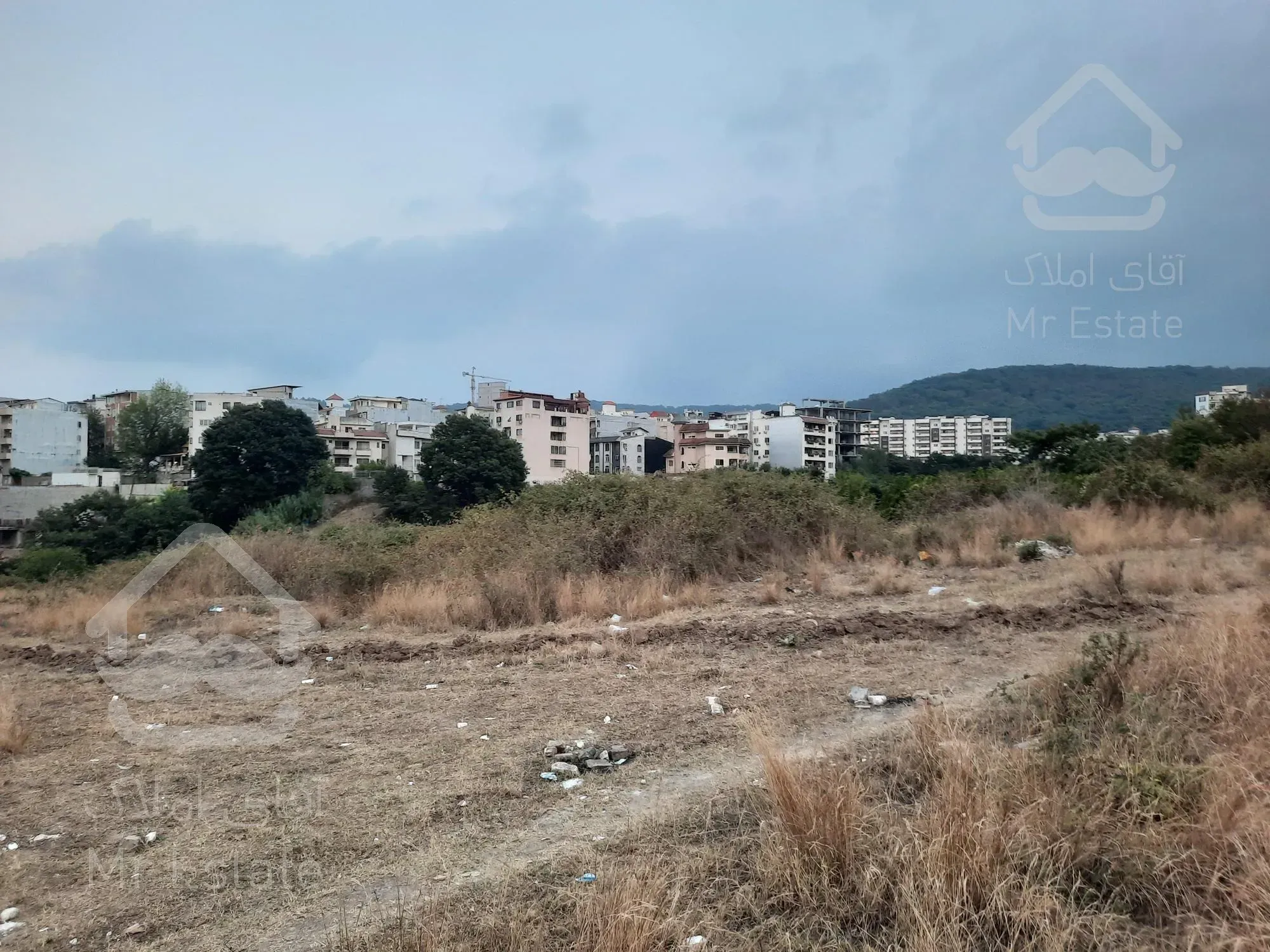 زمینی با موقعیت عالی