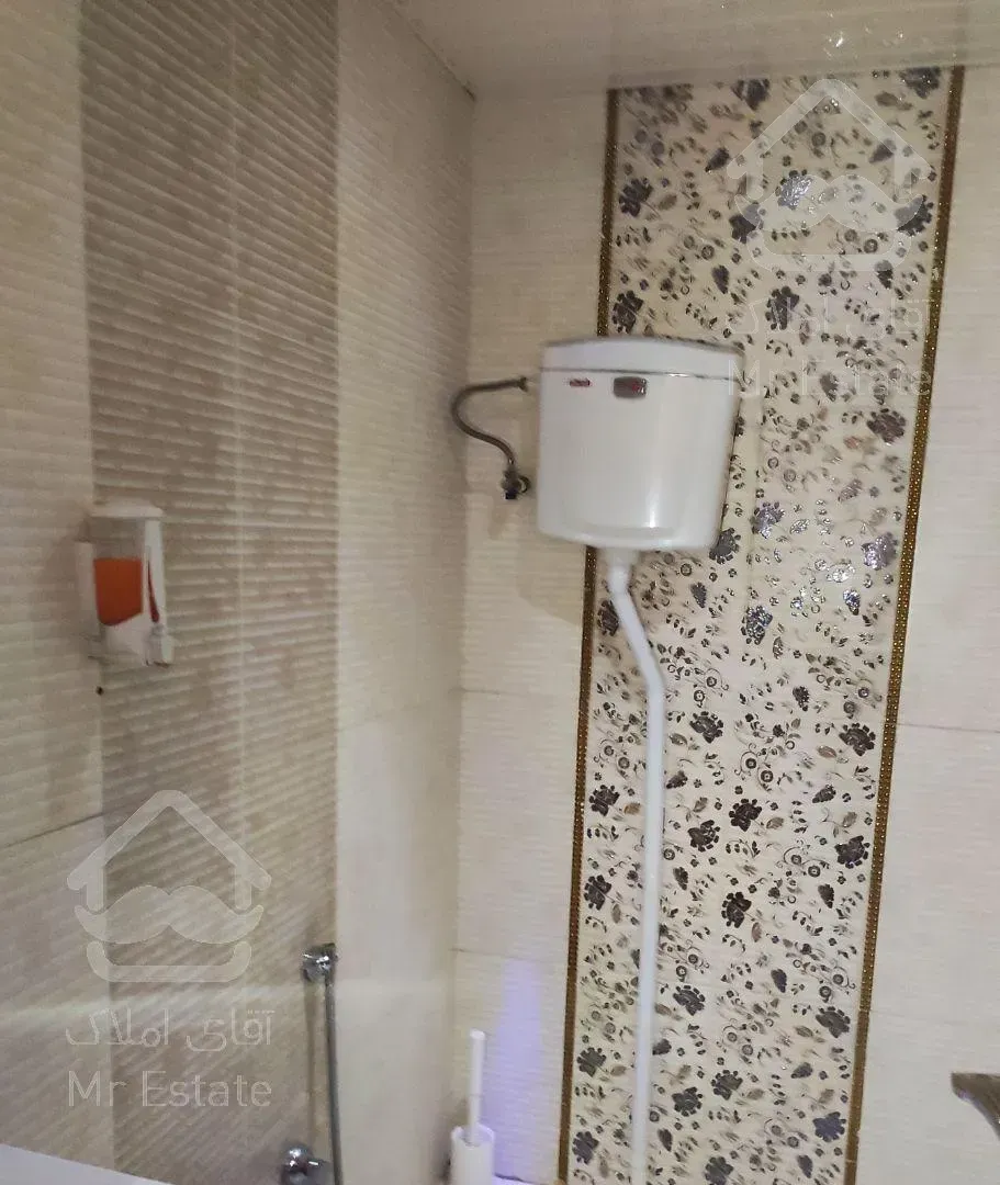 ۹۴ متر دو خواب/ غرق نور