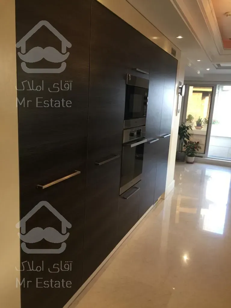 آپارتمان ۲۵۰متر نیاوران تراس بزرگ نورگیر فول فرنیش