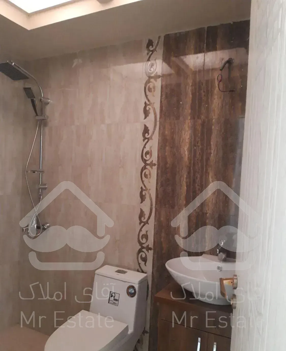 ۱۰۶مترشیخ بهایی انصاری ازاد