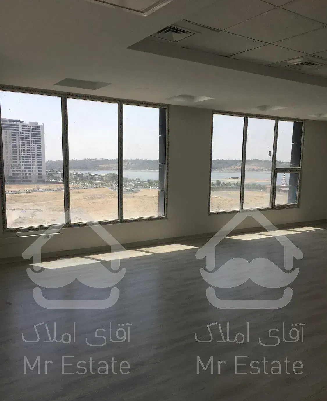 114 متر سند اداری،ویو دریاچه،باملند