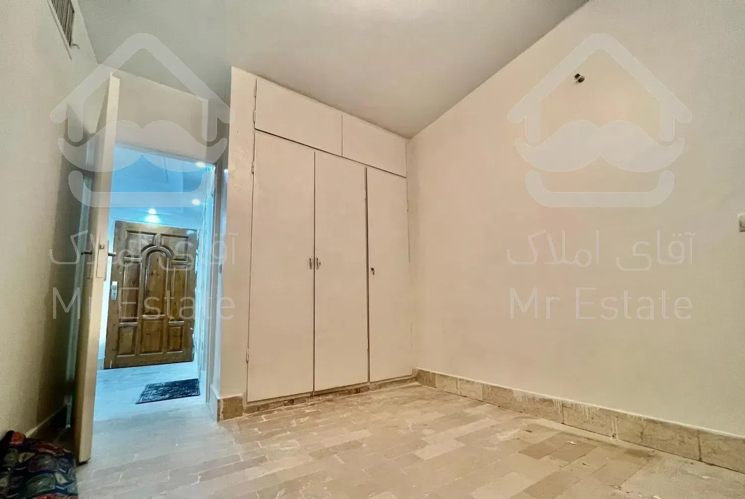 ۵۲ متر فول امکانات