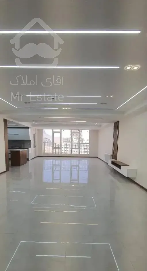 آپارتمان 2 خوابه / سالن بزرگ/ کلید اول