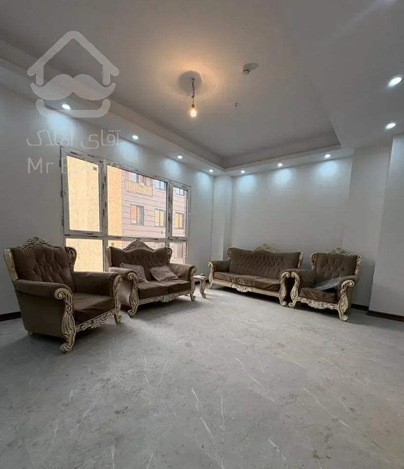 ۶۲ متر / کلید نخورده / پلان مهندسی با نور عالی