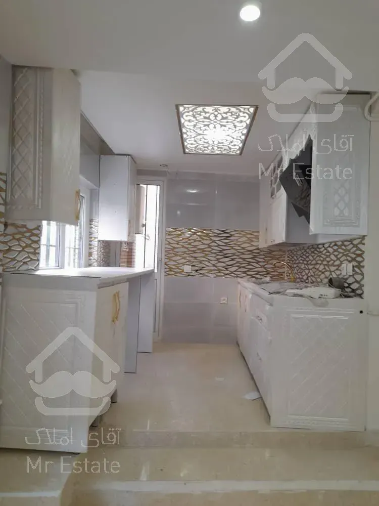 ۵۴ متر طبقه همکف