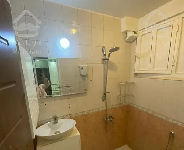 ۵۵ متر نیاوران