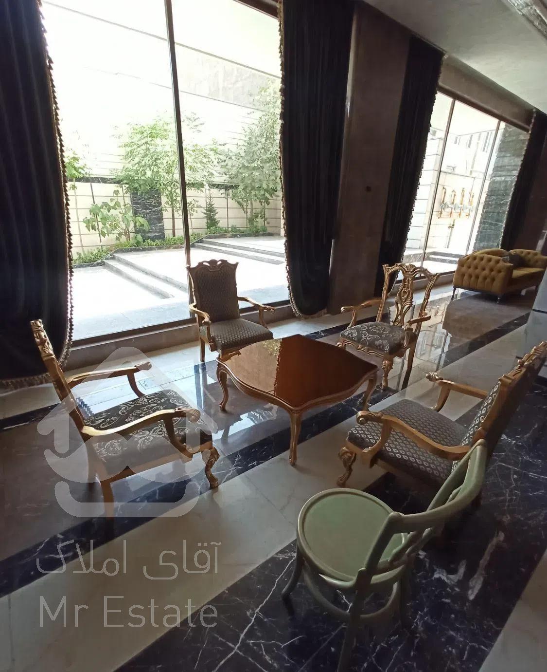 ۷۶ متر / سالن پرده خور قدی روبه خورشید/ کلیدنخورده