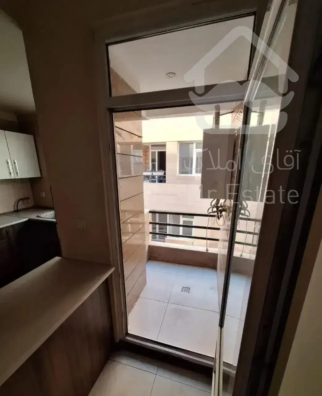 ۶۳ متر /۱ خواب / فول امکانات / نزدیک مترو