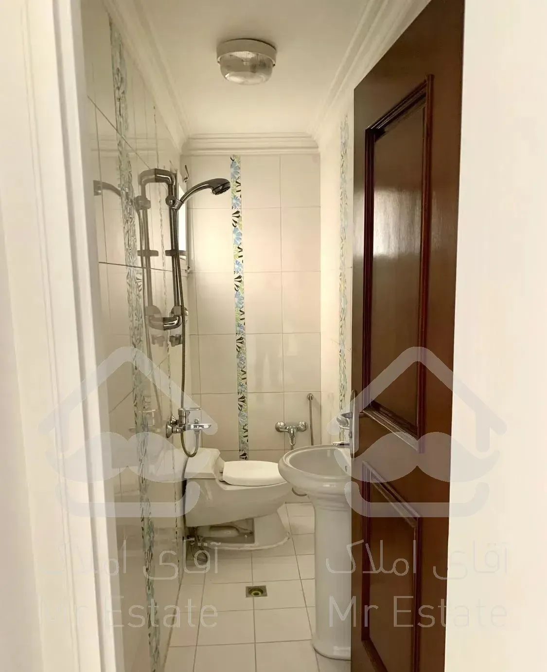 فاطمی ۱۸۱متر۳خواب۲پارکینگ۱۰متر انباری طبقه۵