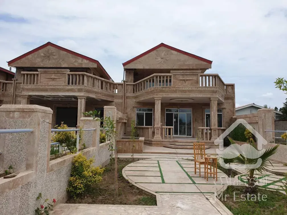 فروش ویلا شهرکی نوساز لاکچری استخر داخل ویلا ۴۰۰متری/ دوبلکس