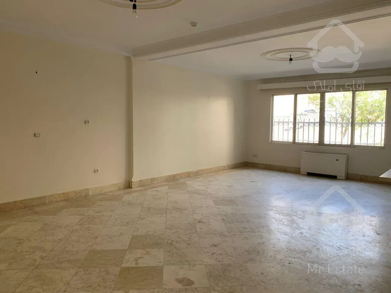 رهن آپارتمان کوی فراز ۱۴۲ متر