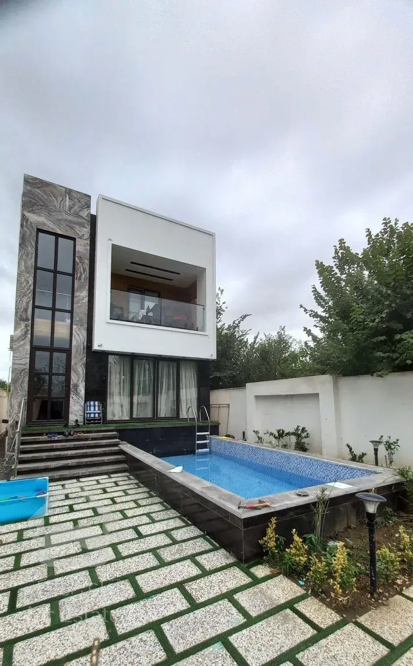 ویلایی زمین 282بنا110مترنزدیک به شهر