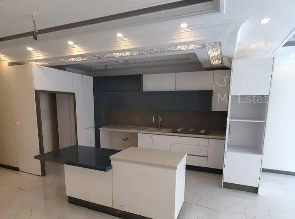 آپارتمان ۱۱۰ متری ۲ خوابه نوساز کلید نخورده