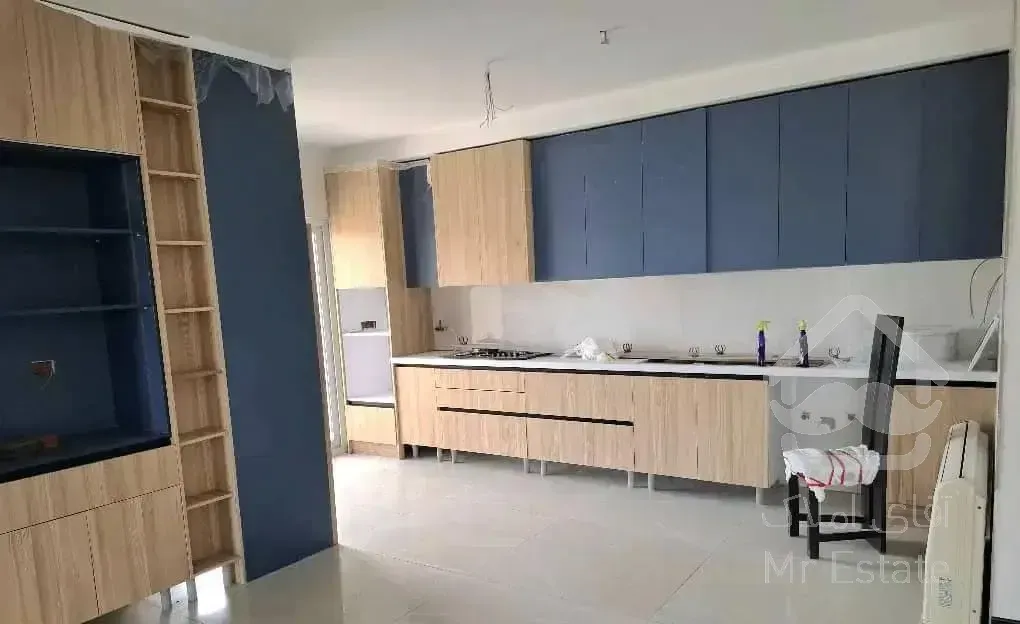 اجاره واحد ۲۰۰متری استخردار/ ۳خواب مستر/نوساز/ فول