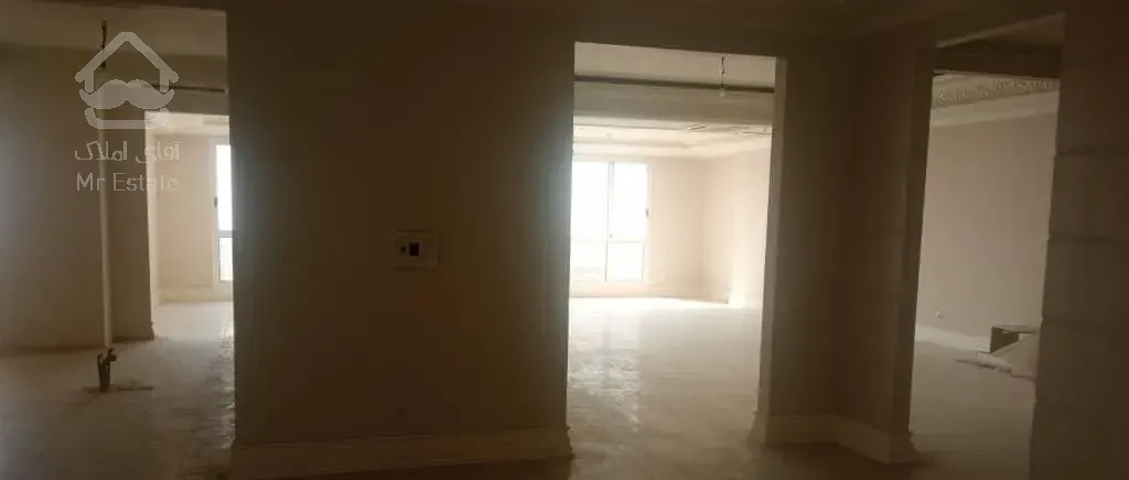 فروش آپارتمان ۱۰۰ متری ۲ خوابه در حکمت