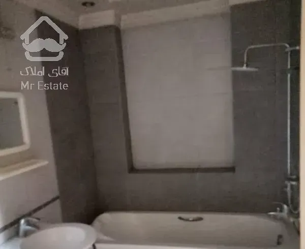 اپارتمان ۹۰ متری فرمانیه