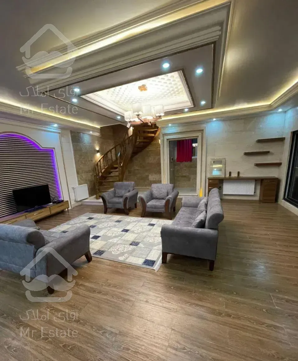 دو خواب مستر استخردار (دوبلکس مدرن)