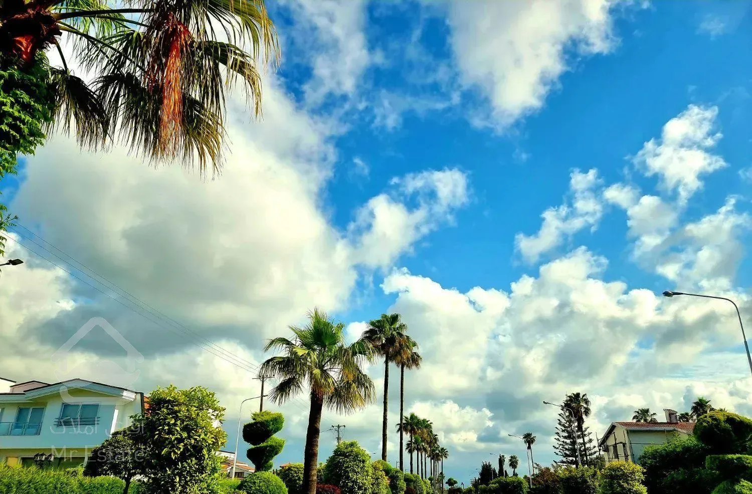 ویلا کلنگی در بافت قدیم/نرگس خزرشهرجنوبی