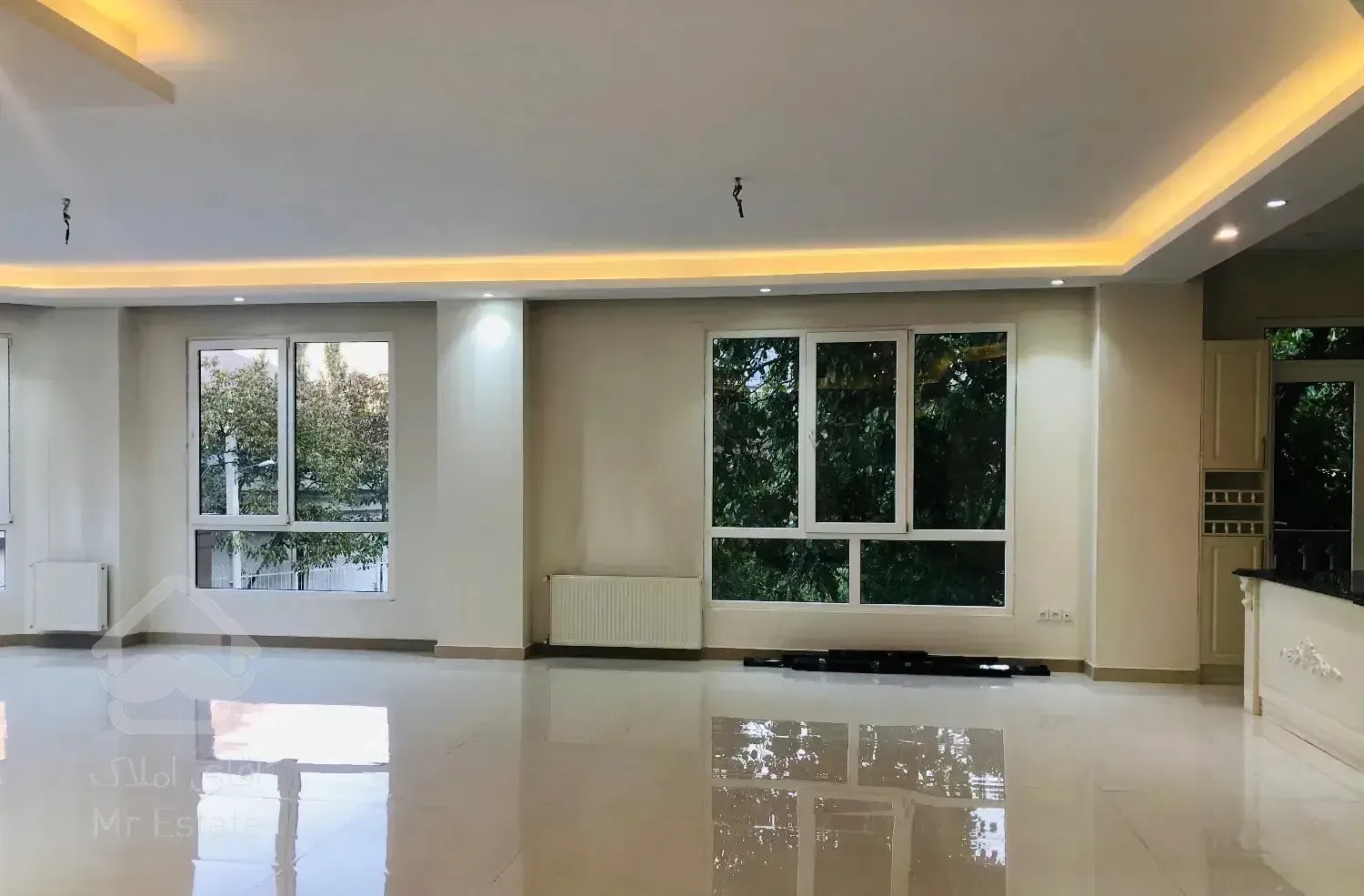 اجاره اپارتمان املاک اسپرس خانم میرزایی