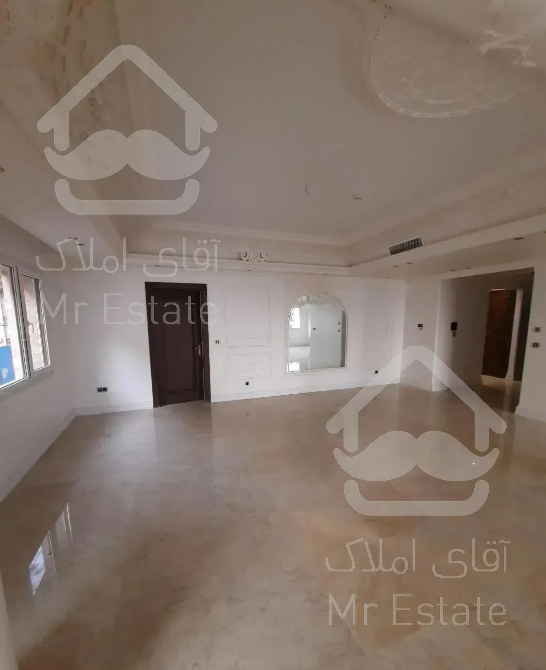 نیاوران ۳۰۰متر آپارتمان