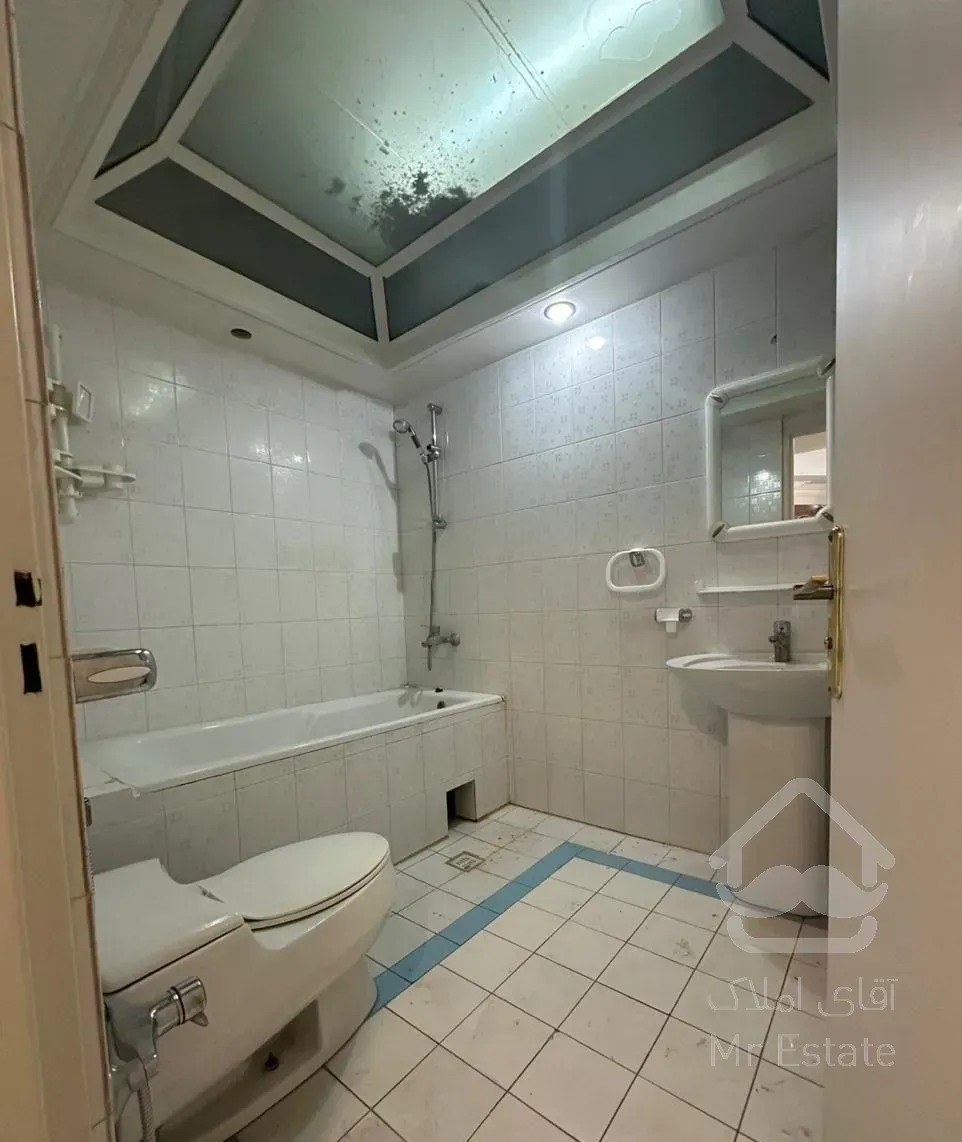 آجودانیه ۱۲۷ متر ۲ خواب تک واحدی نورگیر لوکیشن