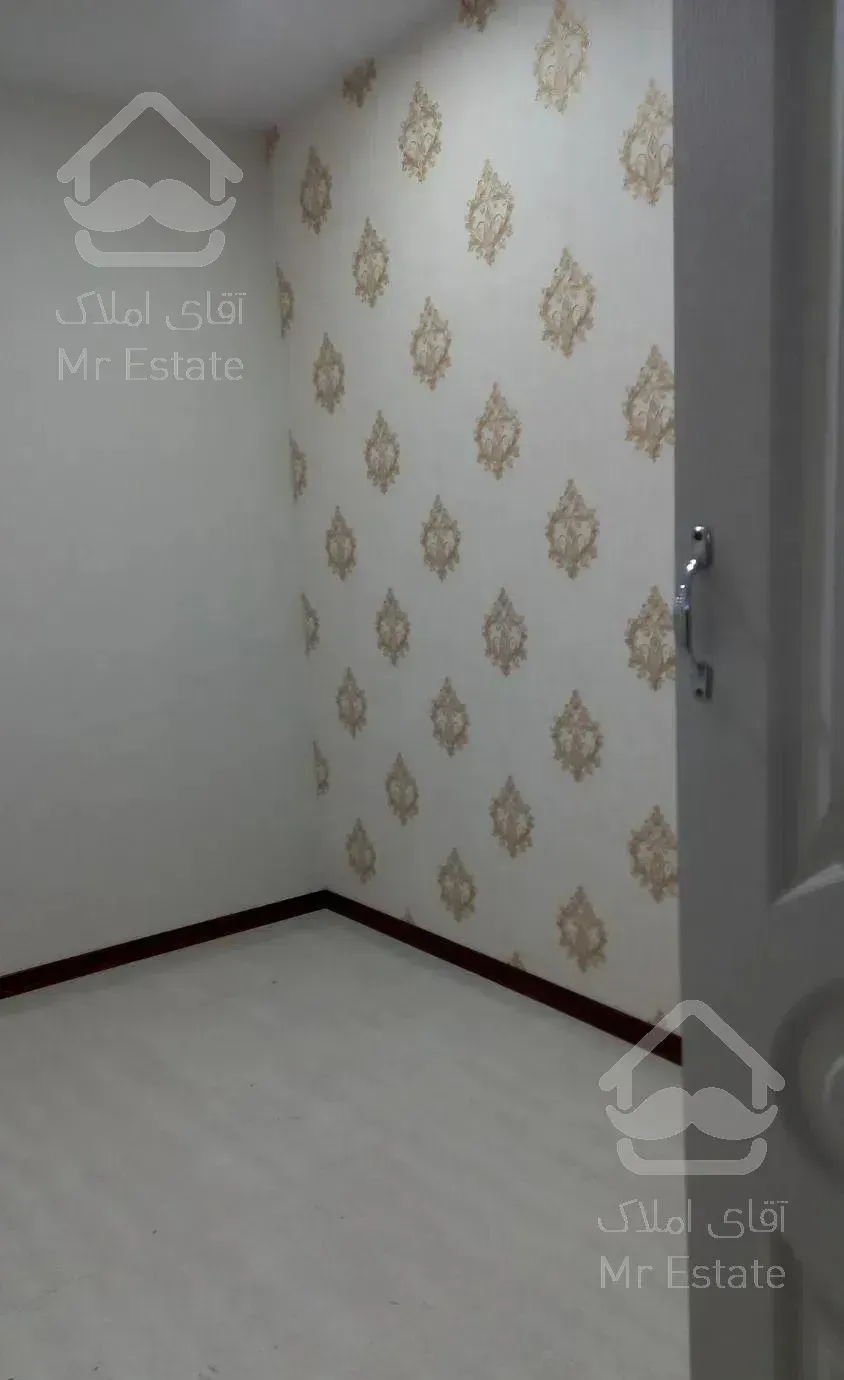 آپارتمان ۱۰۷ متری باغستان غربی کلید نخورده لاله ها