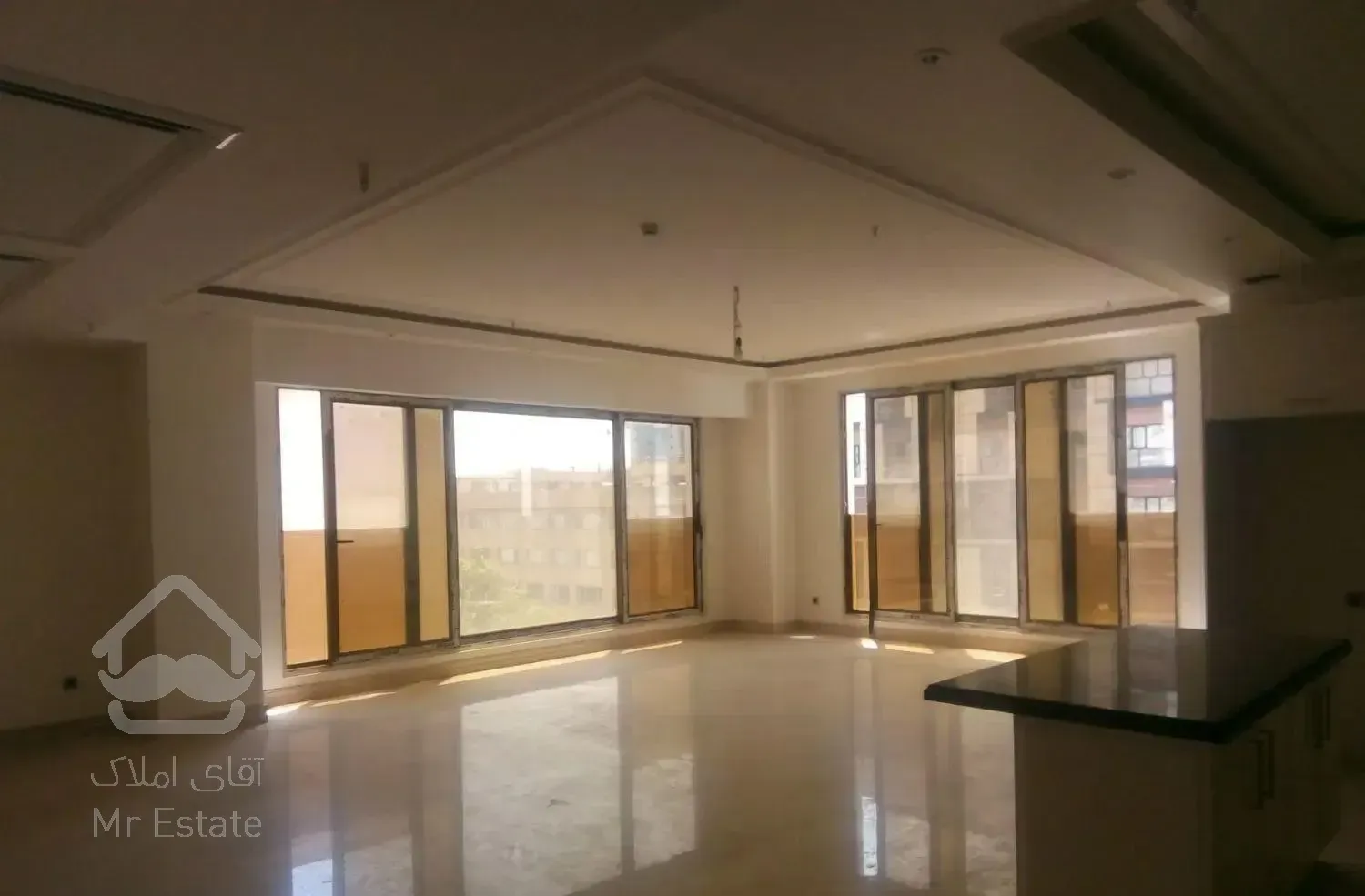 آپارتمان ۱۶۴ متری ۳ خوابه در دریا