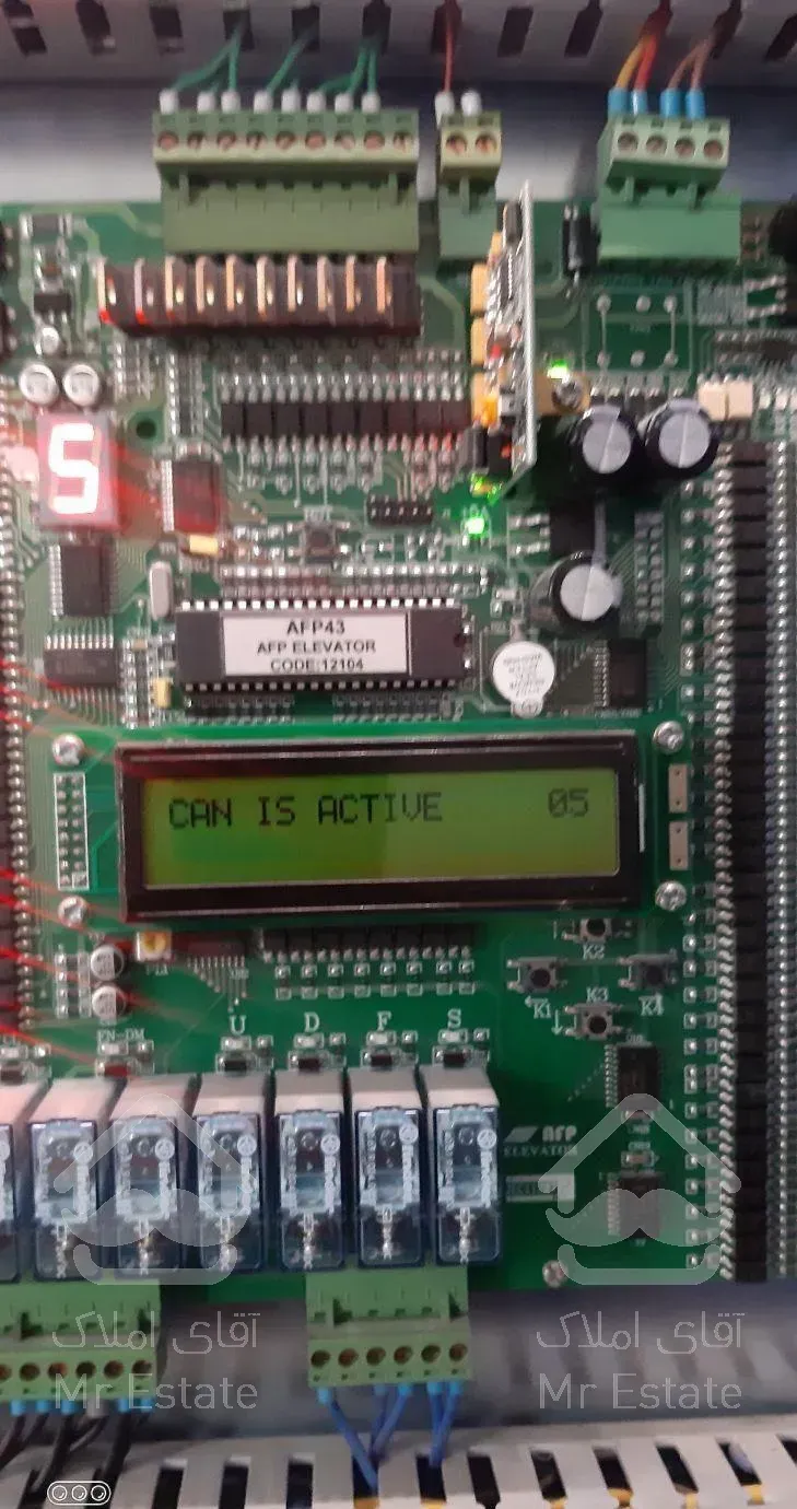 نصب ،تعمیر و سرویس انواع آسانسور