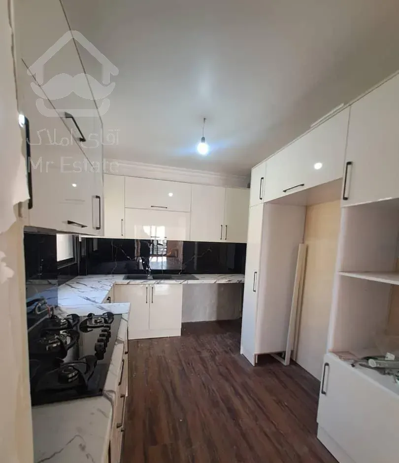 آپارتمان ۹۰ متری ۲ خوابه گاندی بدون‌مشابه