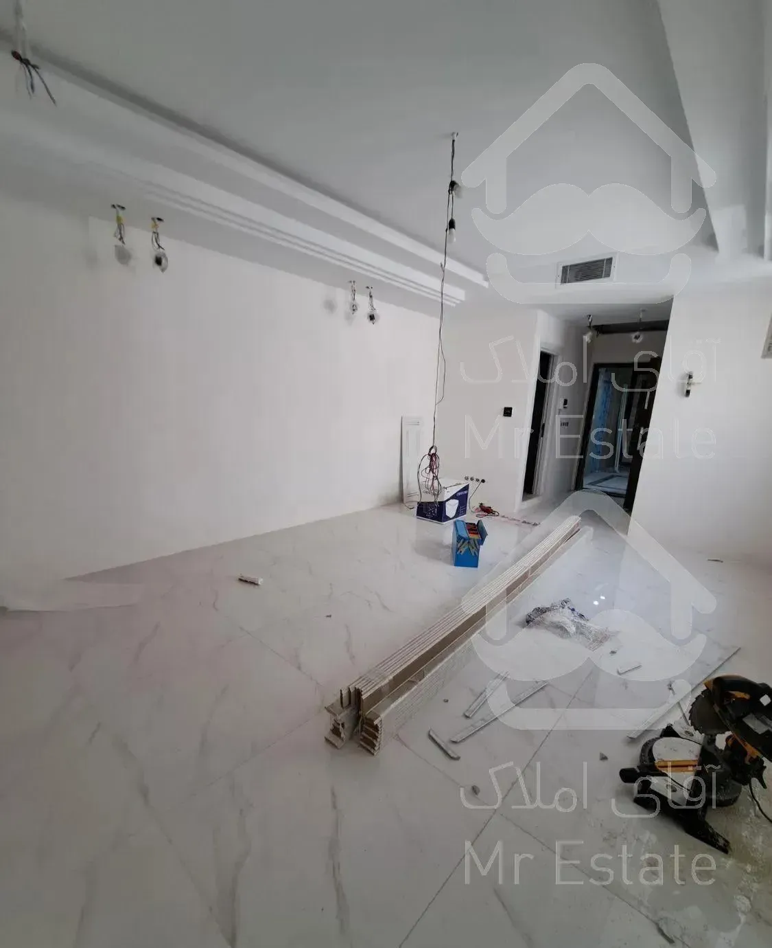 ۶۰ متر کلید نخورده نوساز در ظفر