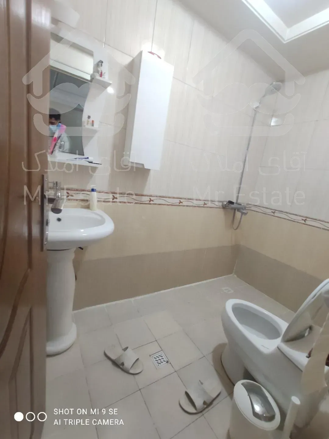 92 متر / دو خواب / صادقیه / بلوار شهدا