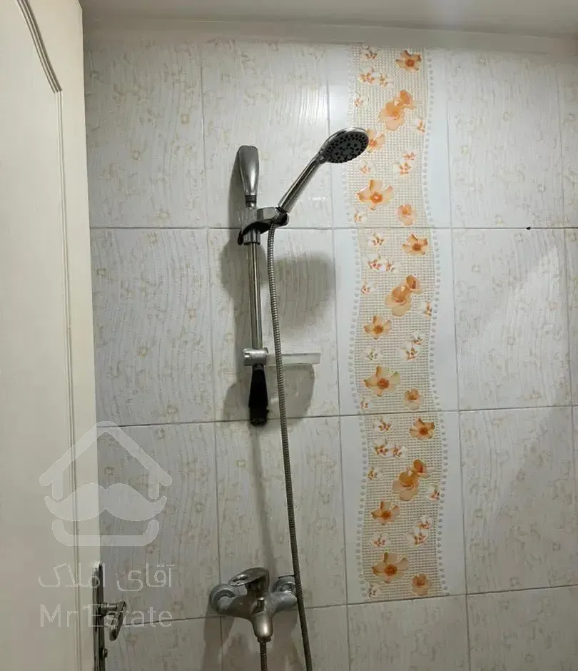 ۴۰ متر تمیز