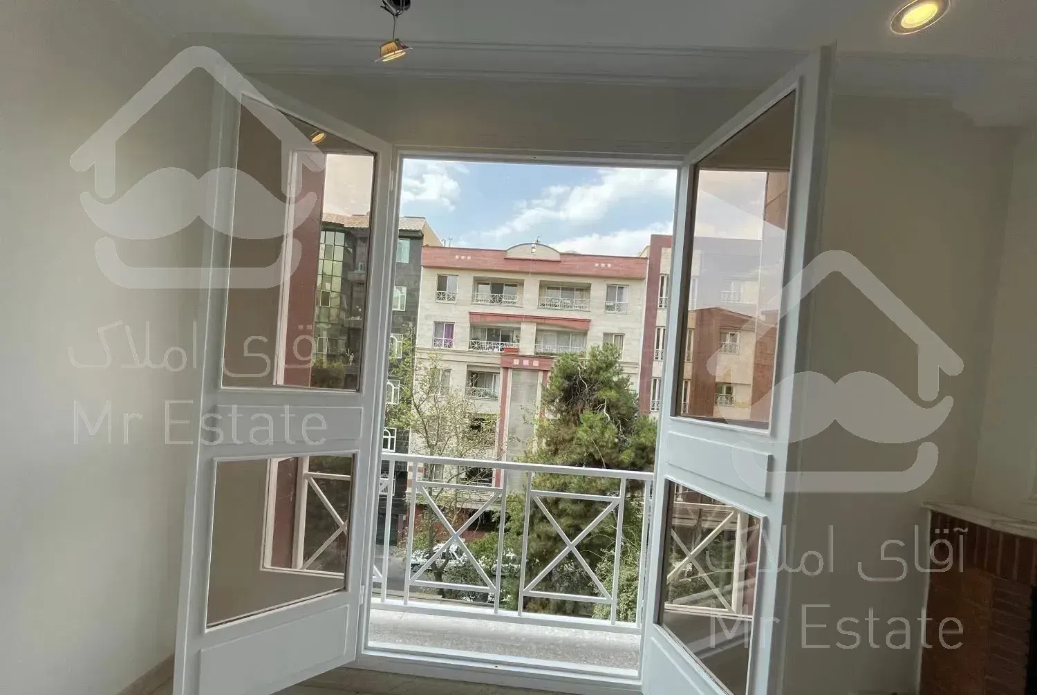 122 متر/دوخواب/طبقه سوم/ بازسازی شده