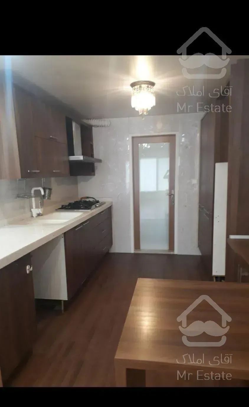 آپارتمان ۱۱۱ متری شیک و تمیز رهن مهرشهر فاز ۳