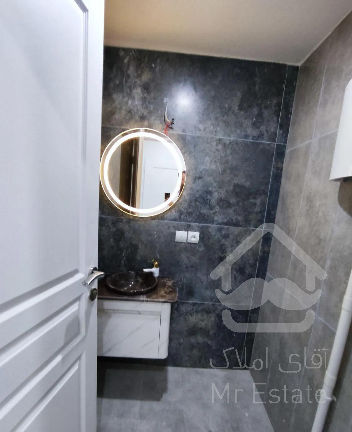 ۱۱۵ متر دو خواب برج باغ گیلاس