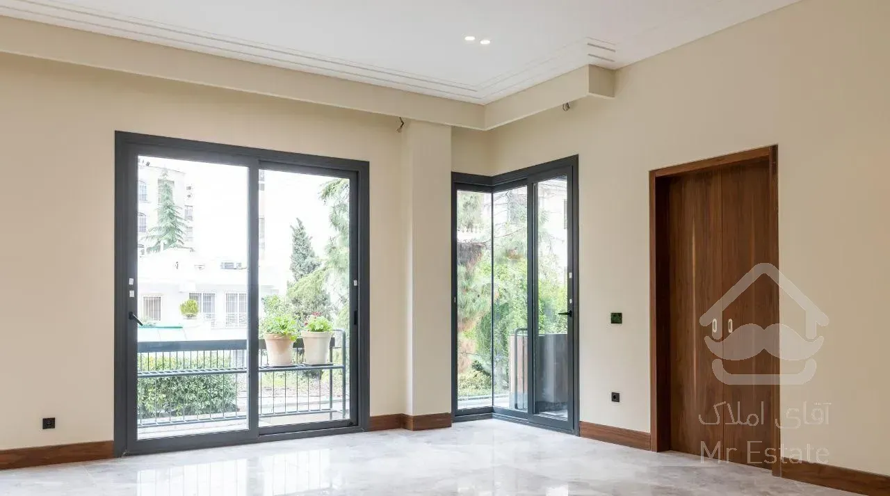 یکی از مدرن ترین آپارتمانهای  ۲۴۰ مترسعادت‌آباد