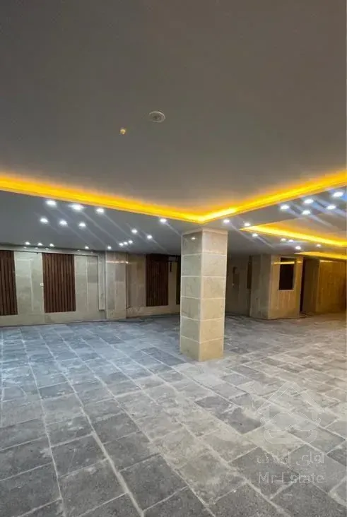 فروش واحد ۱۴۵متر ساخت متفاوت کلید نخورده شهرک فجر