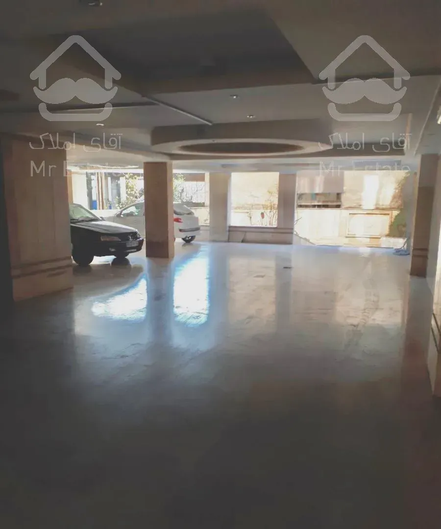 آپارتمان سه خواب ٢٢٠ متر