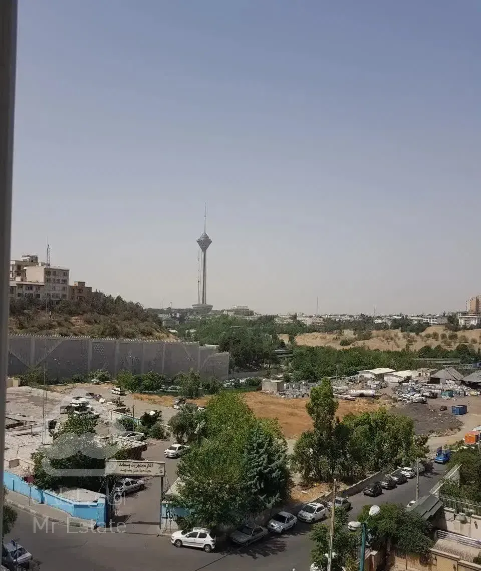 آپارتمان ۱۵۰متری-۳خواب-فول امکانات-شیخ بهایی شمالی