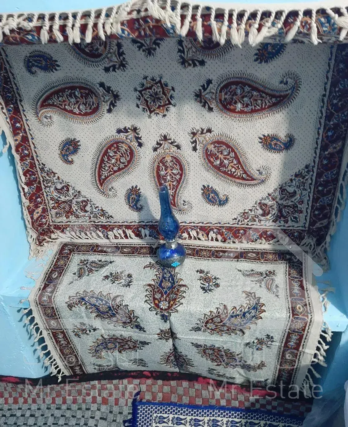 منزل مسافر با حیاط و پارکینگ