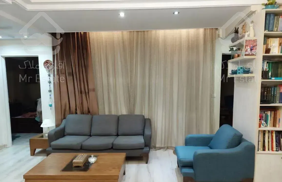 ۸۵ متر / ۲ خواب / فول امکانات / سنایی