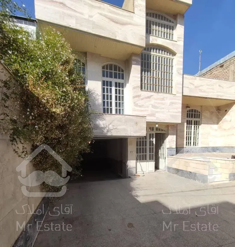 ویلایی مبله با پارکینگ