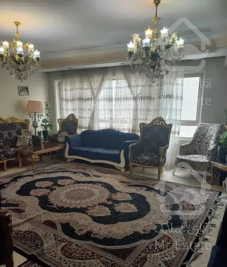 ۹۸ متر/فول امکانات/دور پارک تهرانویلا/نور مستقیم